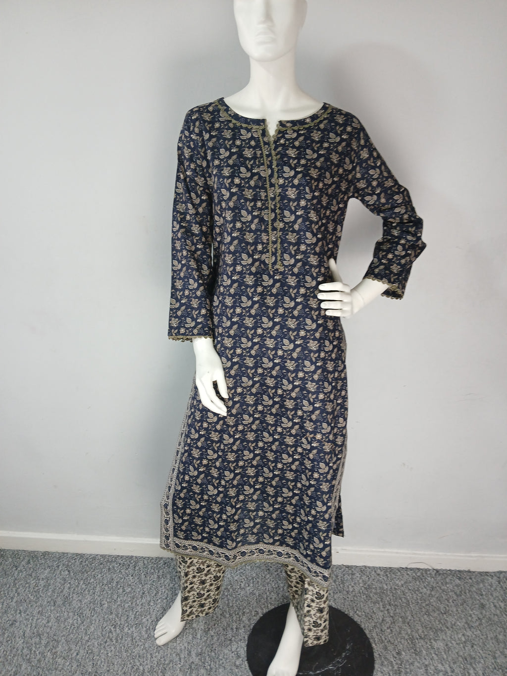 Bin Saeed 3pc Printed Lawn Suit B-S 2330