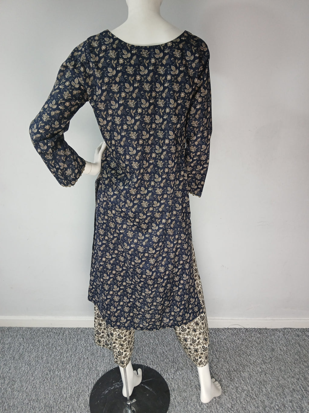 Bin Saeed 3pc Printed Lawn Suit B-S 2330