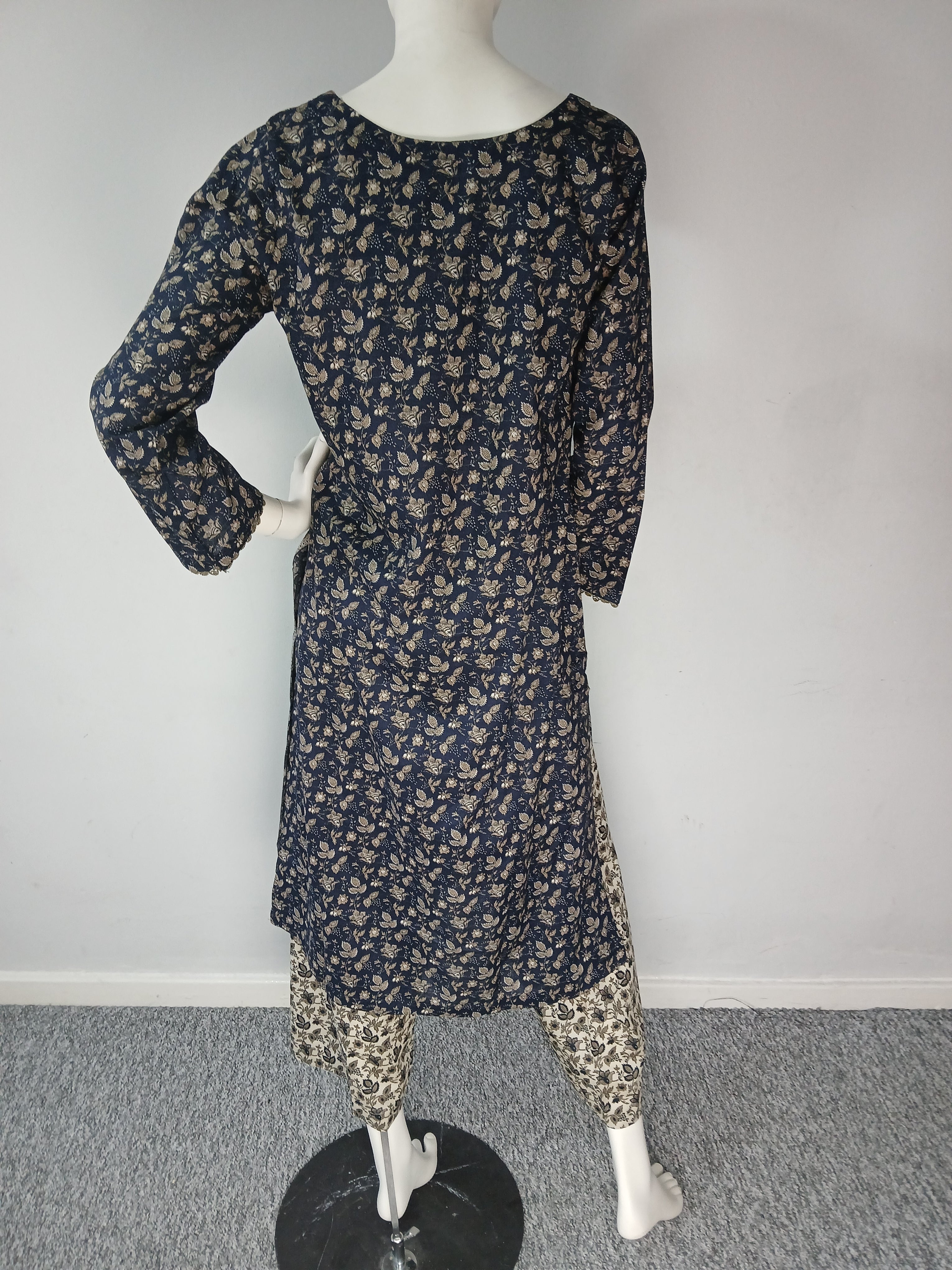 Bin Saeed 3pc Printed Lawn Suit B-S 2330